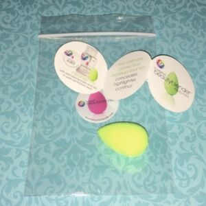 🎀 5/$15 - beautyblender Beauty Blender Micro Mini micromini Lime Green